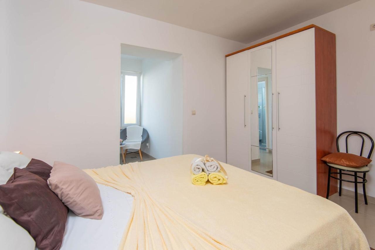 Apartments Lenka Оребич Экстерьер фото
