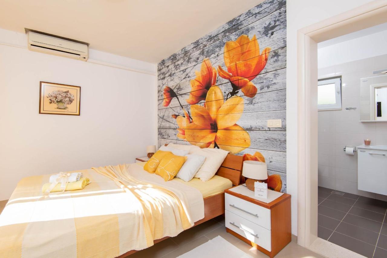 Apartments Lenka Оребич Экстерьер фото
